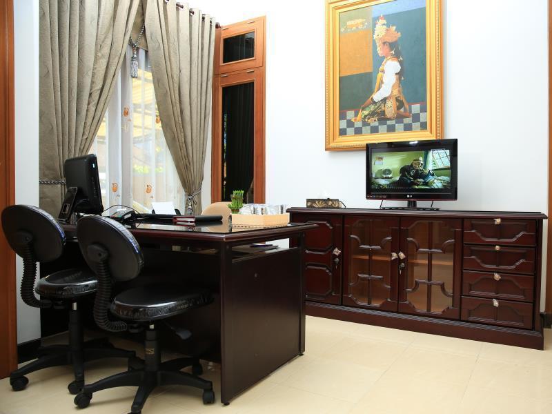 Puri Kusuma Guest House Selemadeg Kültér fotó