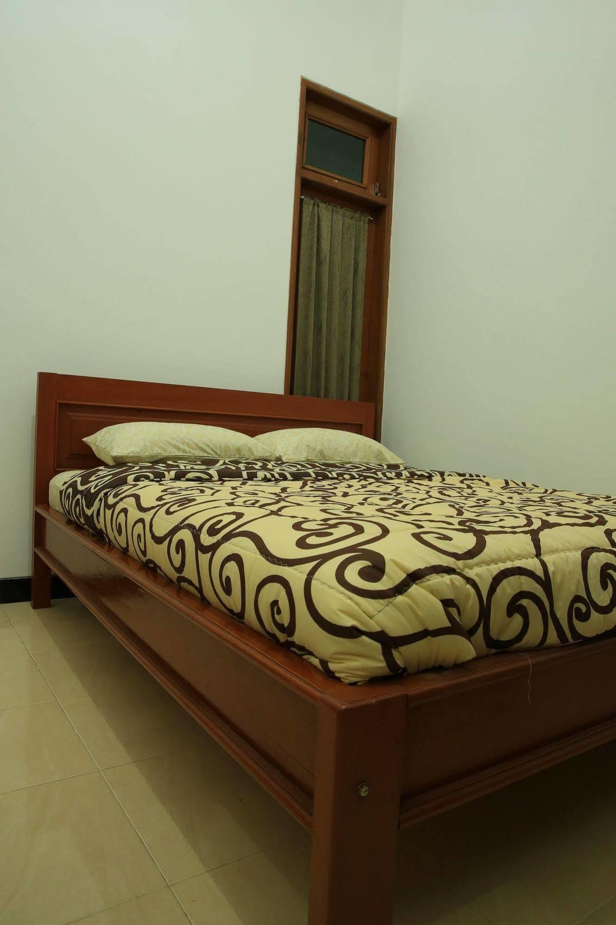 Puri Kusuma Guest House Selemadeg Kültér fotó