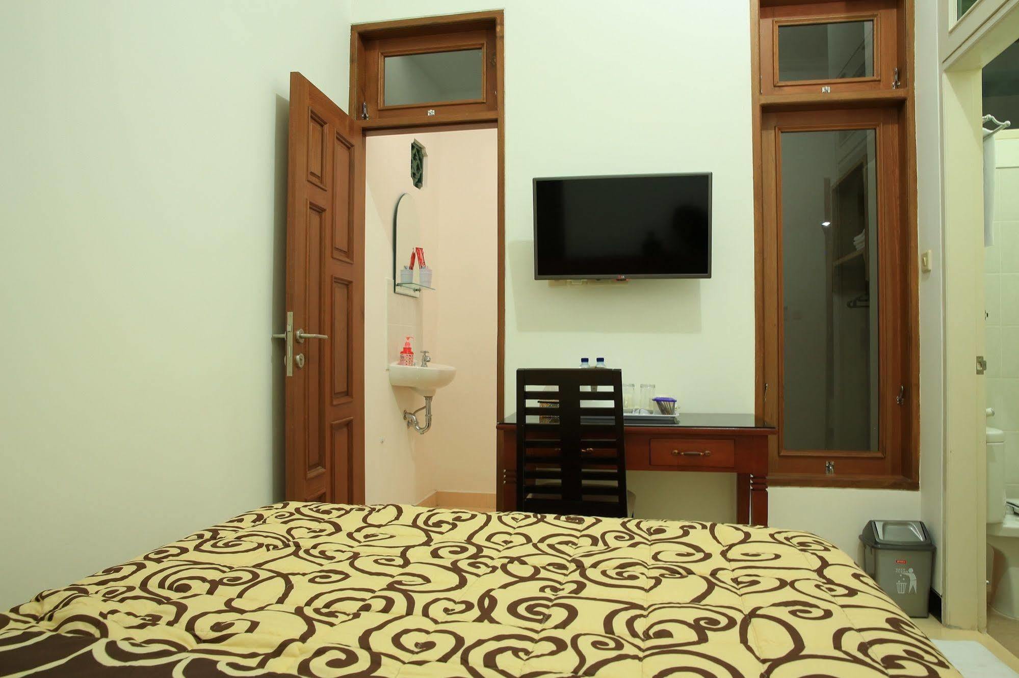 Puri Kusuma Guest House Selemadeg Kültér fotó